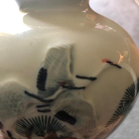 Japanese Pottery, Crane (Good Luck) and pine tree motif, poem & artist mark. - Picture 7 of 10